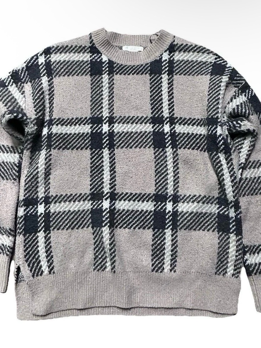 Women’s Christian Siriano Plaid Beige White Black Sweater Size Medium